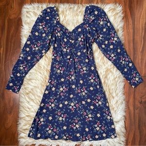 bebe sweetheart neckline floral dress